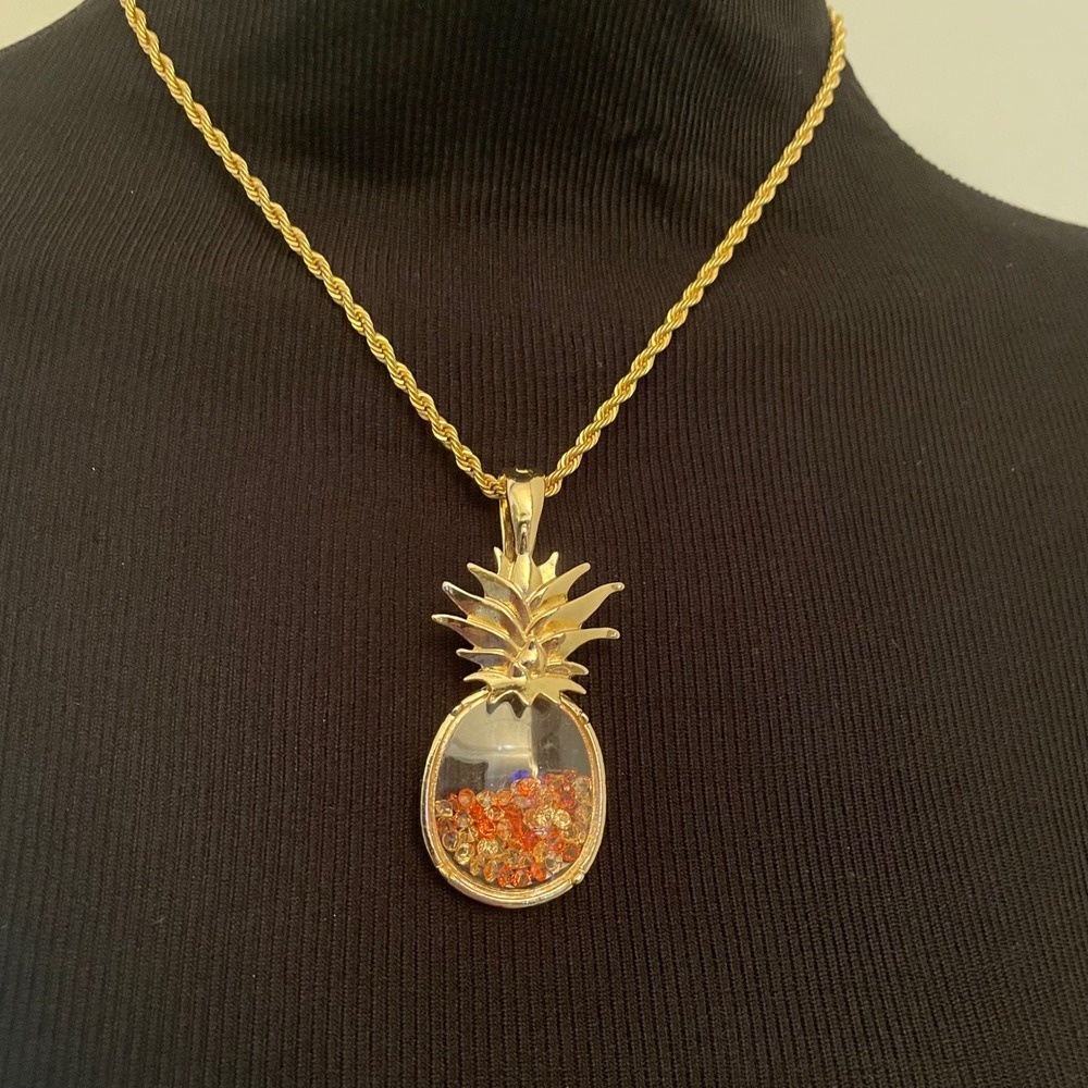 RMN Roman Vintage Gold Tone Pineapple Shaker Pendant Necklace Orange Stones